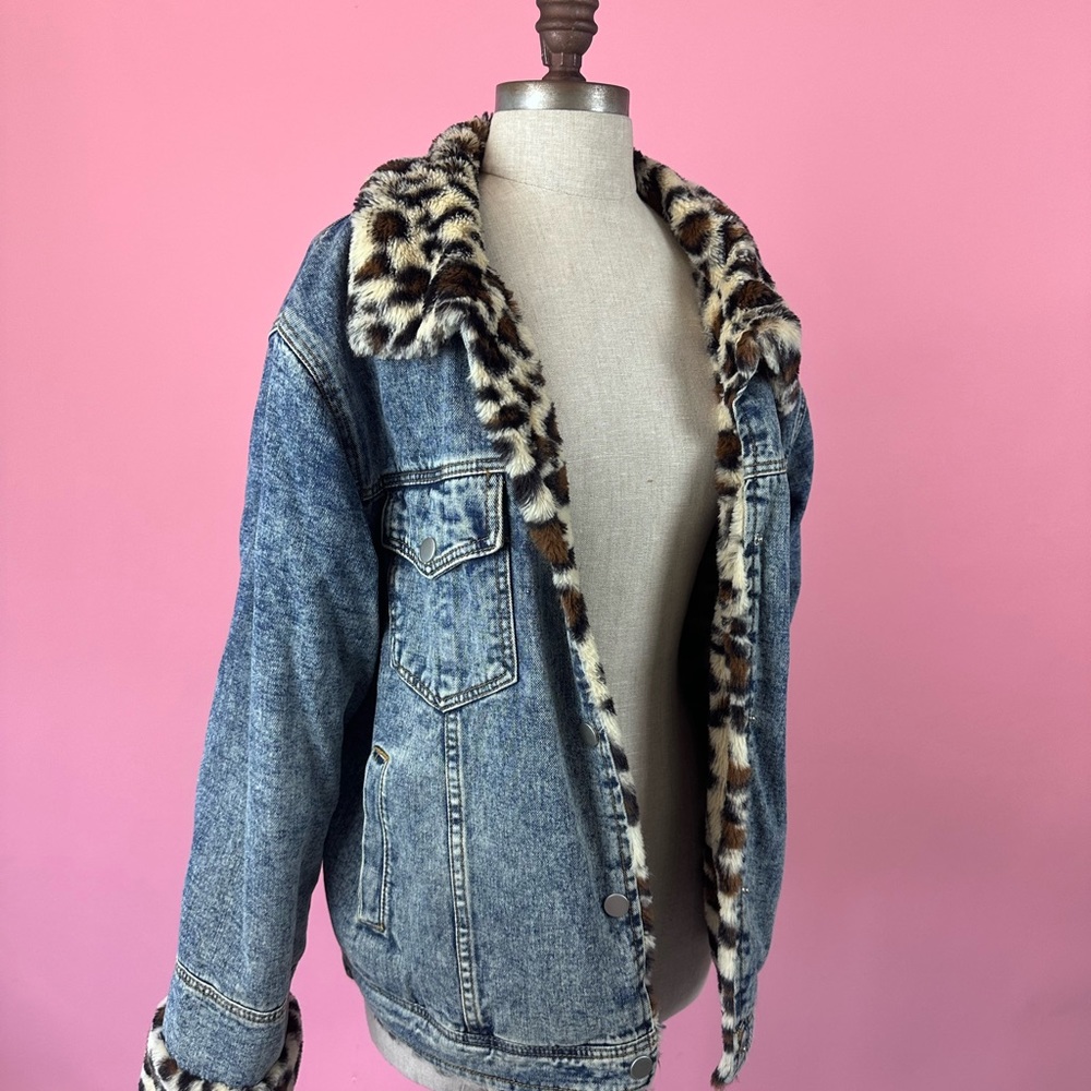 Mixed Feeling Reversible Denim Jacket